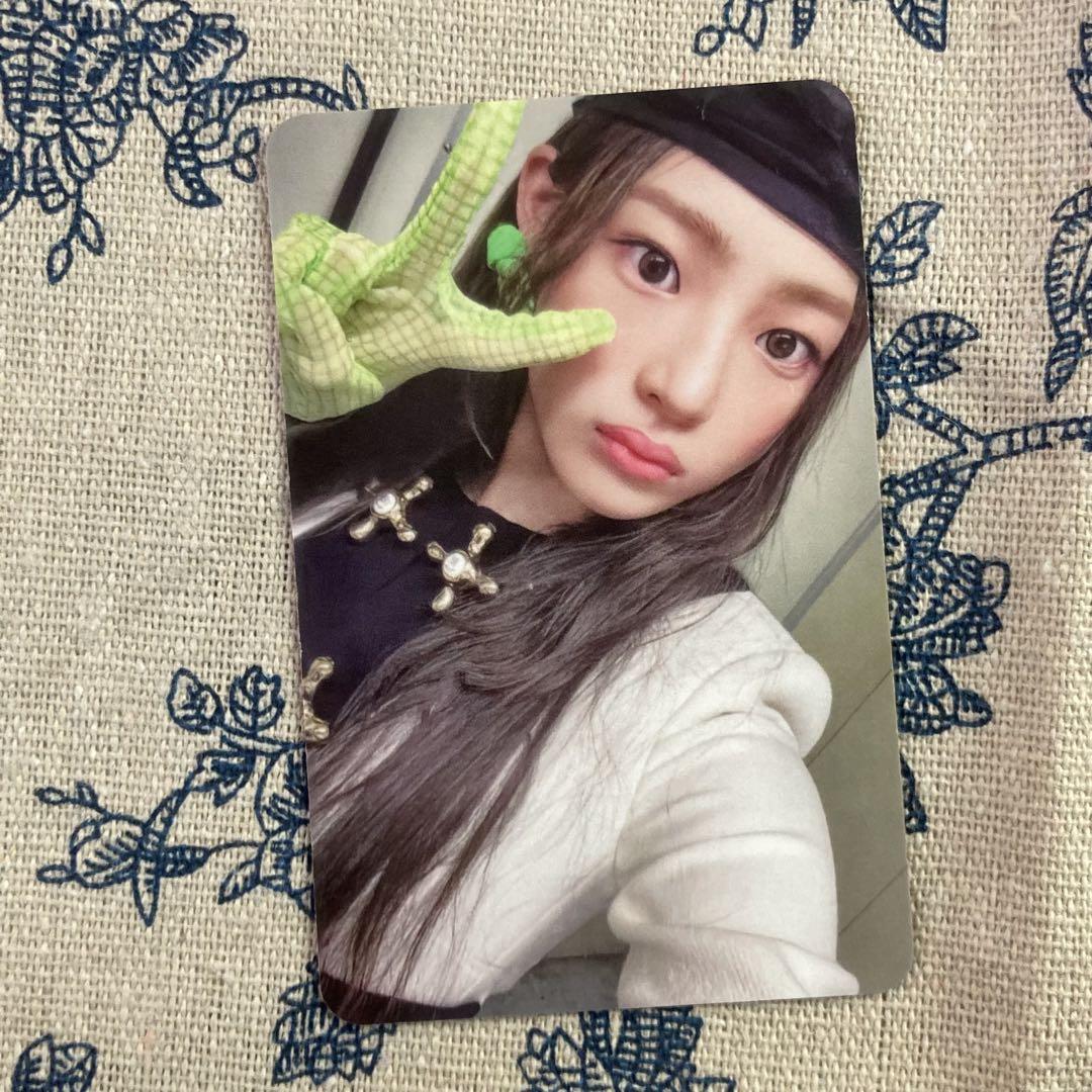 

[USED] NewJeans Minzy OMG Ditto Public Broadcast Sanok Trading Card