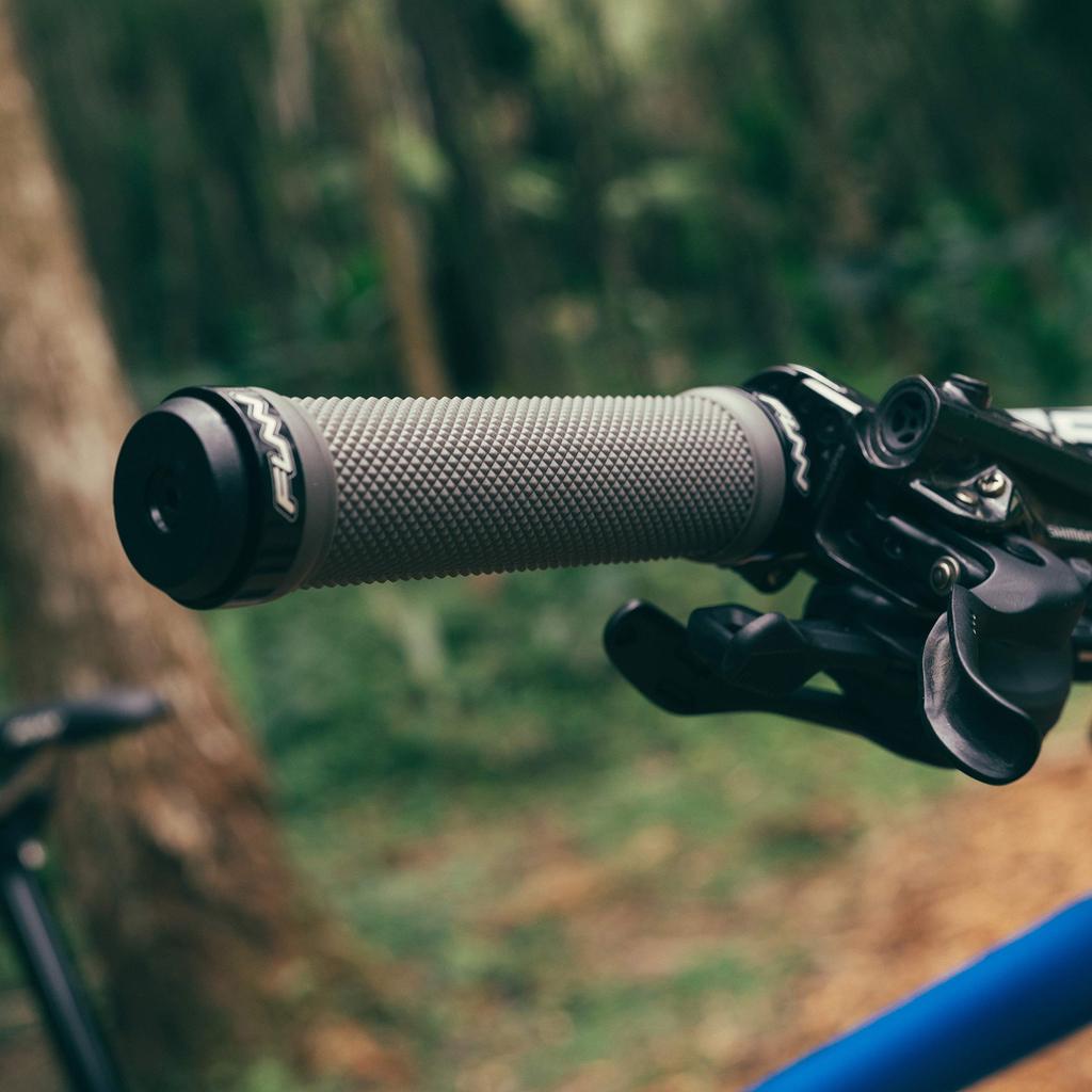 Funn Combat Bicycle Grips (Black)