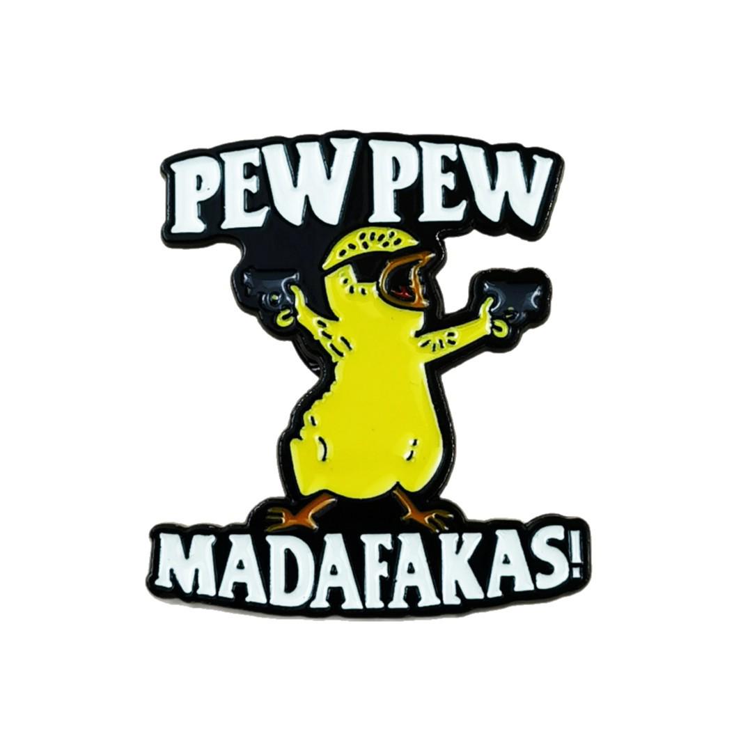 Hobby Dual Pistols Yellow Chicken Cartoon Brooch - Creative Alloy Drip Oil Cartoon Badge
