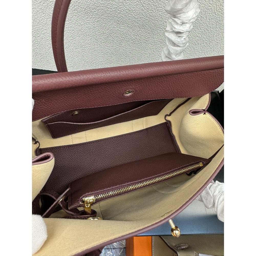 Large-capacity Workplace Commuting Handbag, Cowhide Women's Bag, Versatile for Travel, Single-shoulder Crossbody Bag