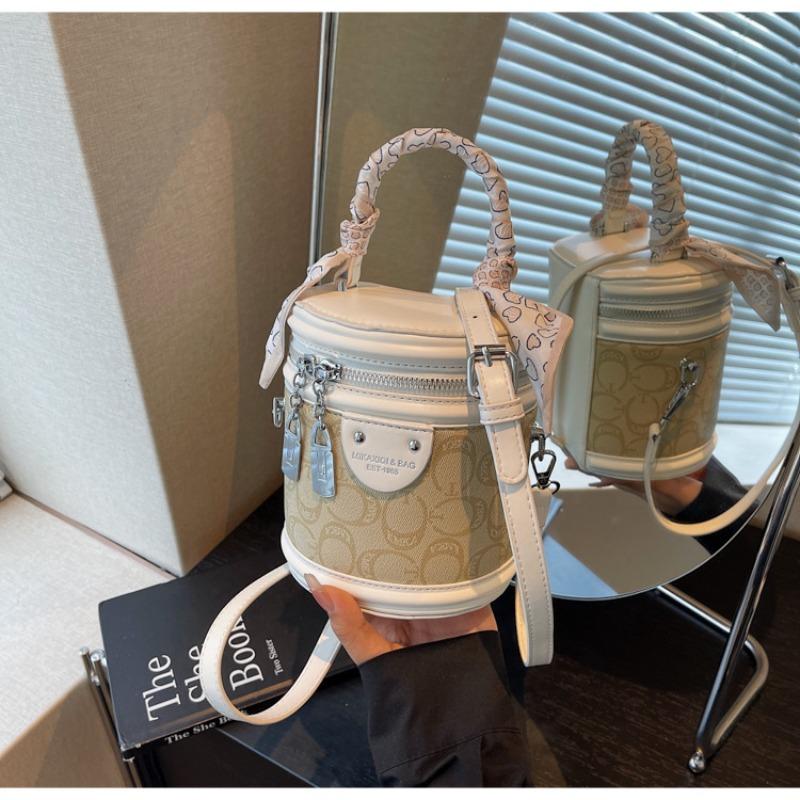 Small bag women's summer new fashion messenger bag is now popular bucket bag