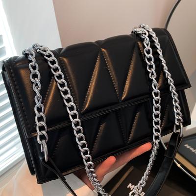 Pokročilá malá čtvercová kabelka Jaro/Léto Nová trendy a oblíbená oblíbená řetízková nádherná crossbody kabelka přes rameno