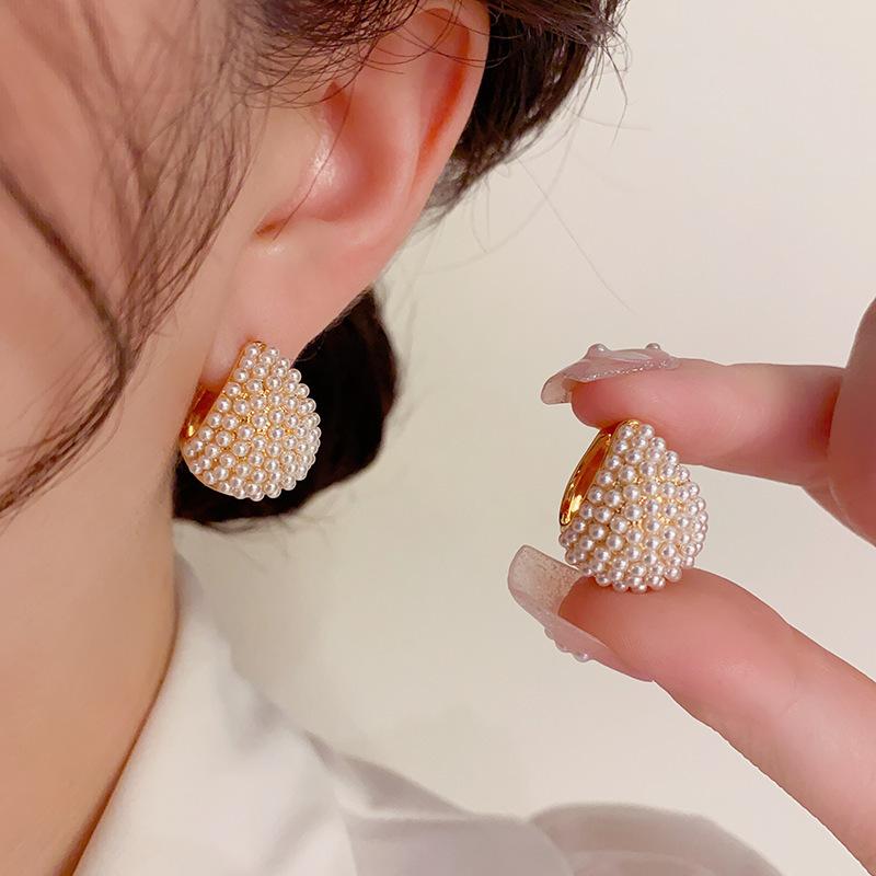 Simple Round Twisted Irregular Women's Earrings Exaggerated European and American Girl Earrings Plain Ring Earrings