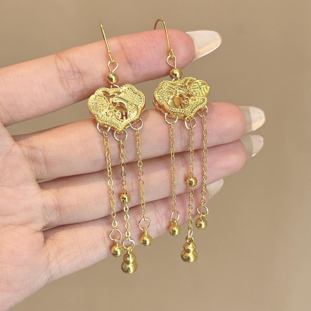 Retro Geometric Rhinestone & Pearl Drop Earrings – Luxurious, Statement Design