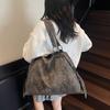Retro American Style Rivet Shoulder Bags Large Capacity Y2K Shoulder Bag  Outdoor