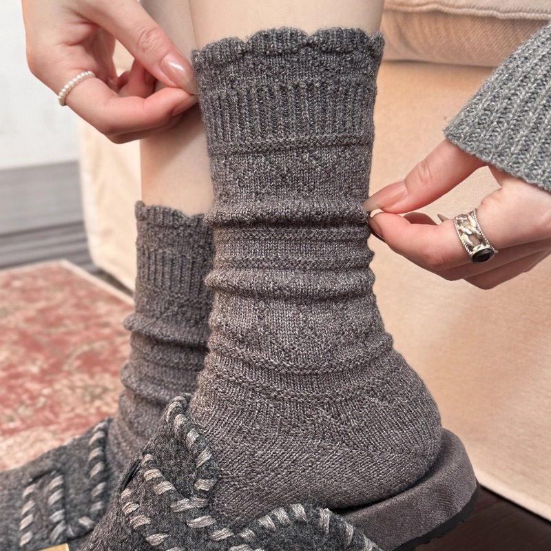 Women's White Wool Mid-Calf Lace Socks, Japanese Style Autumn/Winter Thickened Knit Boot Socks