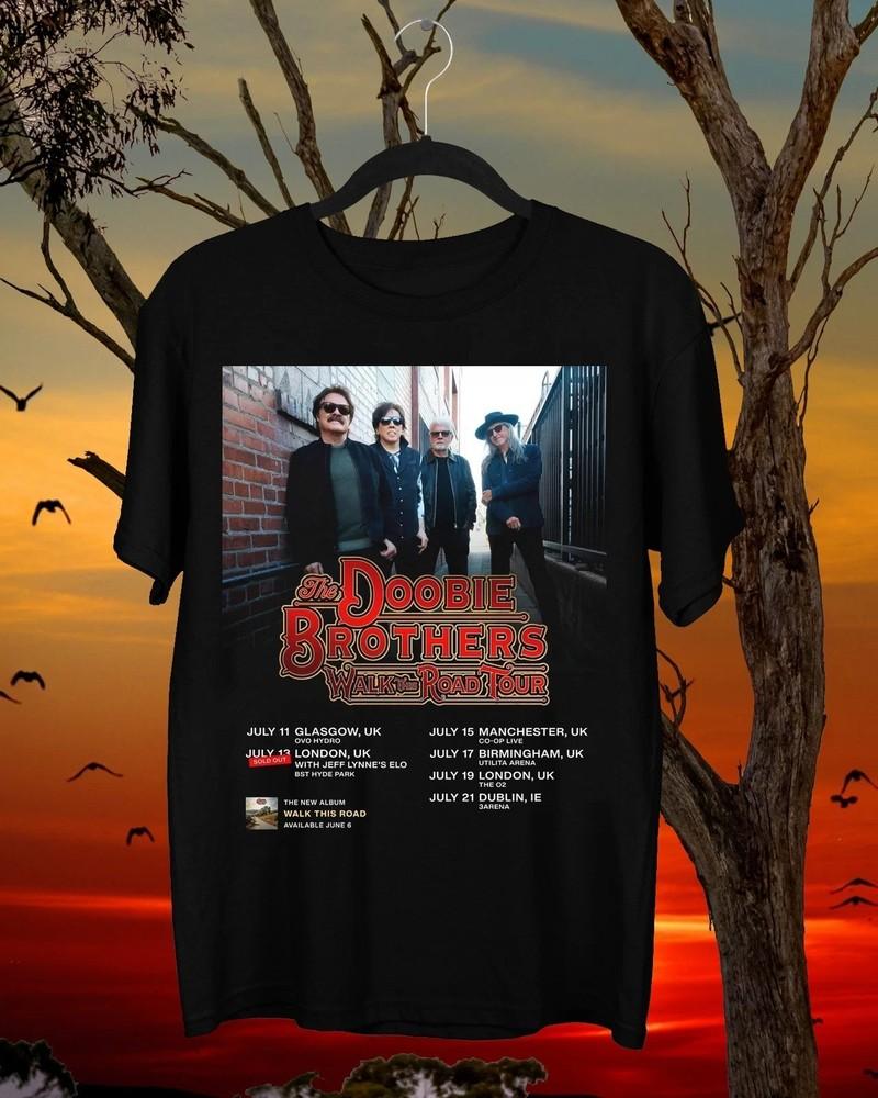 

The Doobie Brothers Tour 2025 All Size S to 3XL Unisex T-Shirt XXXXL