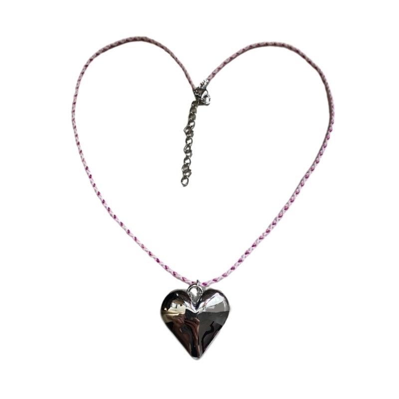 Y2K Style Heart Pendant Necklace Heart Pendant Choker Love Necklace Pendant Neck Jewelry for Nightclubs and Parties