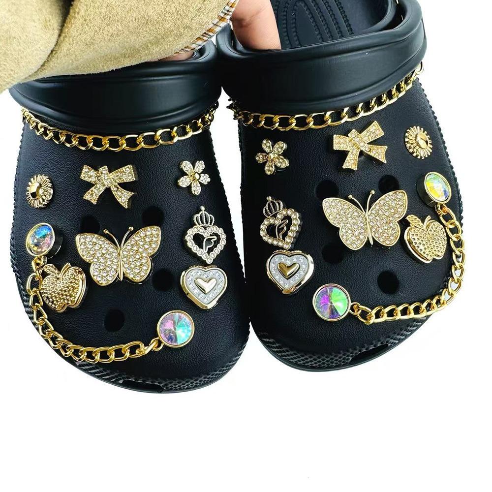 18PCS Summer Luxury Shoe Charms Set Accessories for Clogs Shoe Buckle Golden Chain Diamond Butterfly Flower DIY Shoes Decoration