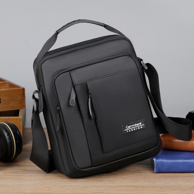 

Модный дизайн Мужская наплечная сумка Высокое качество Сумки через плечо Деловая сумка для мужчин Стильная элегантная мужская сумка-тоут Наплечная сумка Bolsos 21cmX25cmX6cm