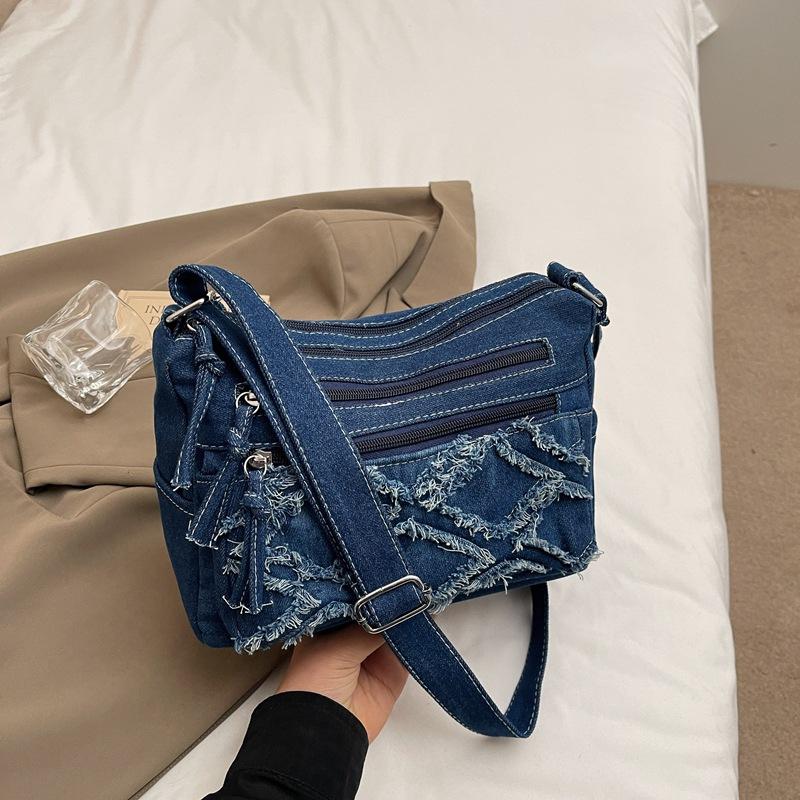 

Niche design casual simple texture fashion trend small square bag summer new 2025 women s shoulder messenger bag small
