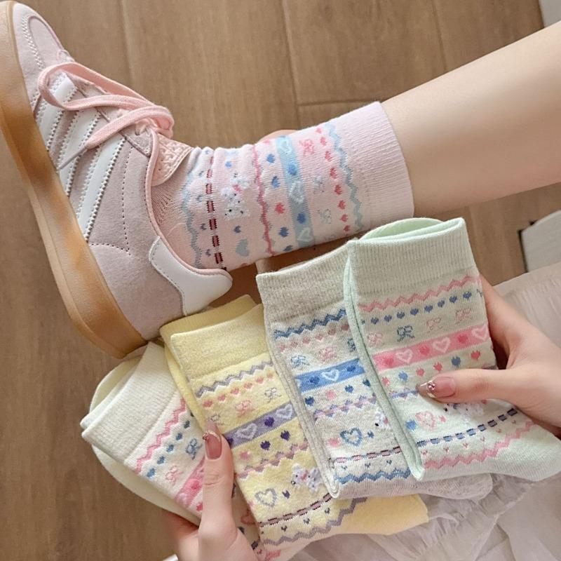 Ladies Spring and Summer Thin Fresh Sweet Sweat Absorbing Breathable Leisure Commuting Tube Cotton Socks