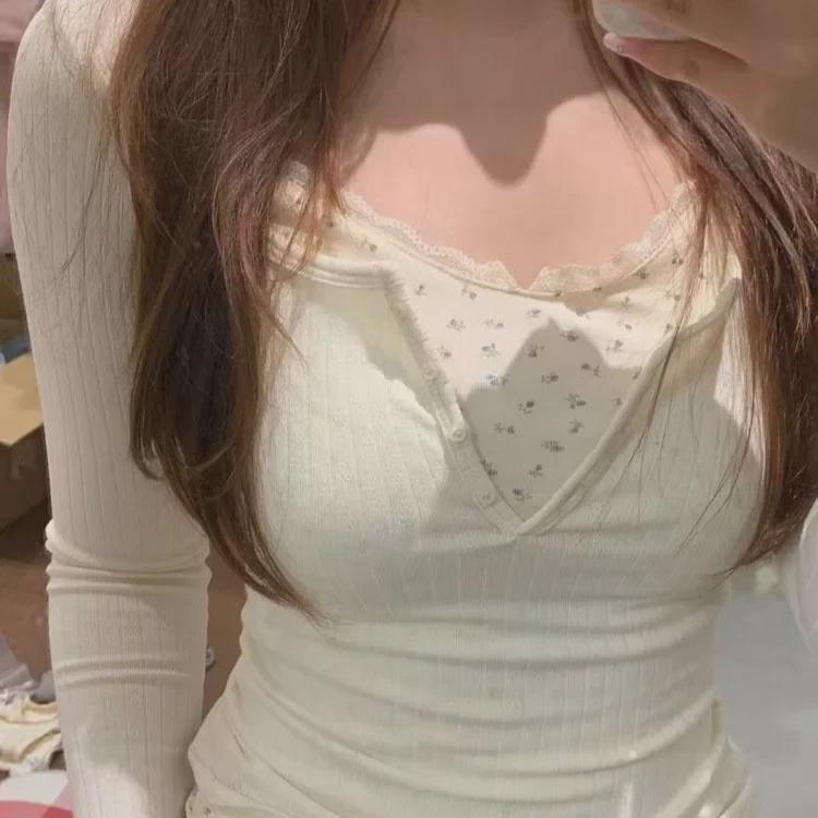 Dam T-shirt med blommig spets för tidig vår med kort topp - Tvådelat set