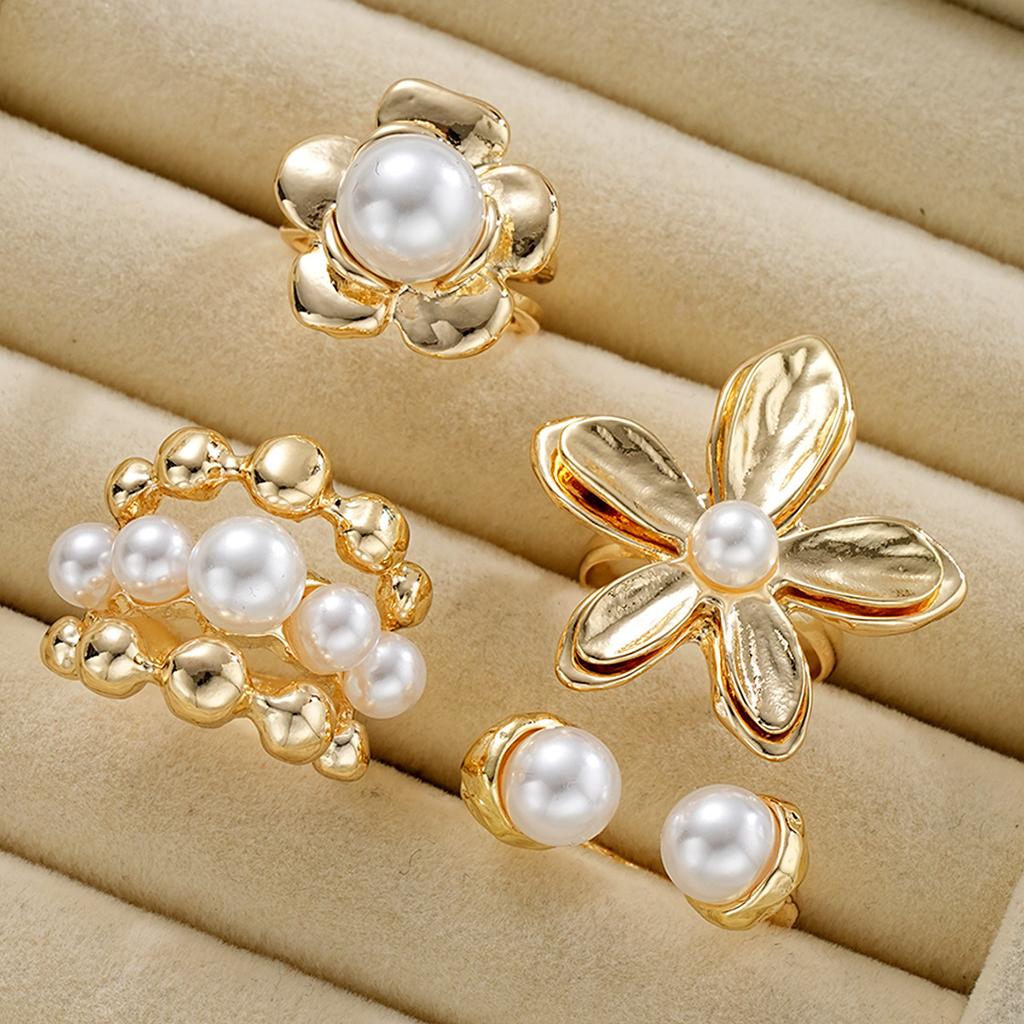 Explosive Pearl Flower Ring Set, Gold Fashion Ins Style Niche Design Sense, Light Luxury Jewelry Set