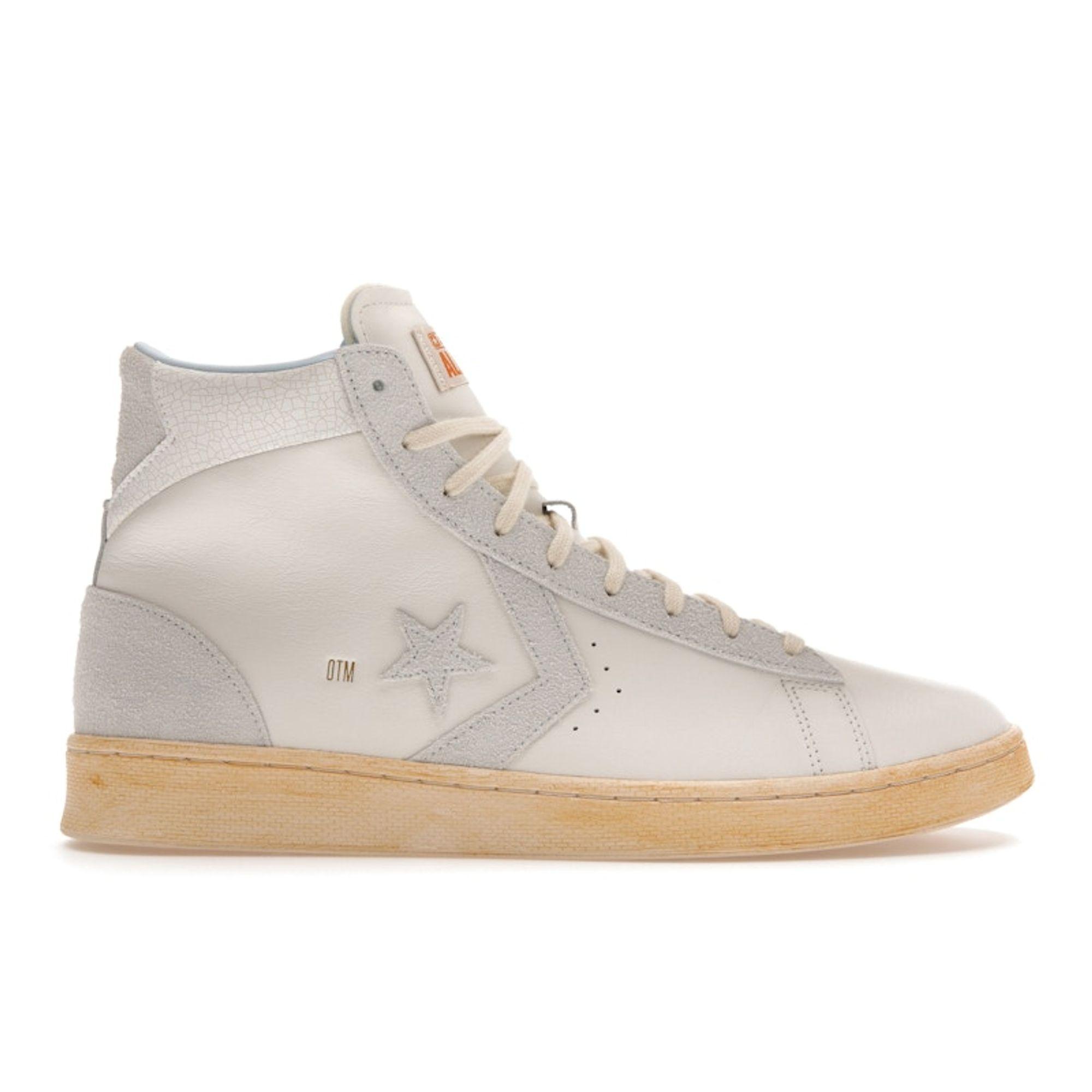

Пи Джей. Кеды унисекс Tucker x Converse Pro Leather High винтажного белого цвета A01790C 38