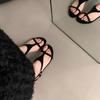 2025 Korean version summer new fashion versatile toe niche flat sandals women wear beach retro Roman shoes