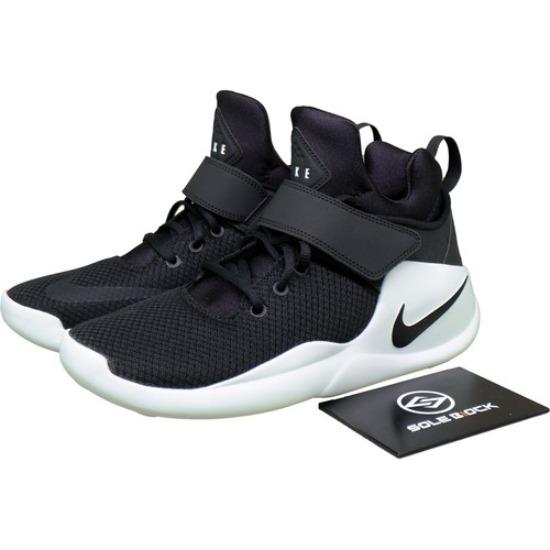 

Nike Kwazi Black 844839-002 EU 44 білий/чорний