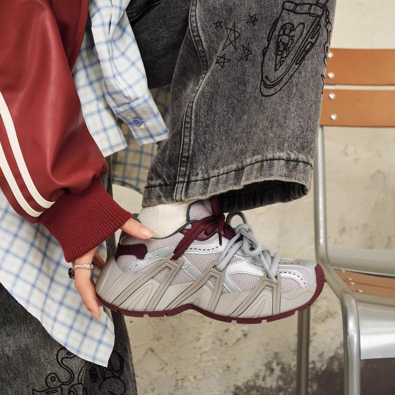 New thick-soled color matching strap dad shoes women's small height-increasing casual sports shoes