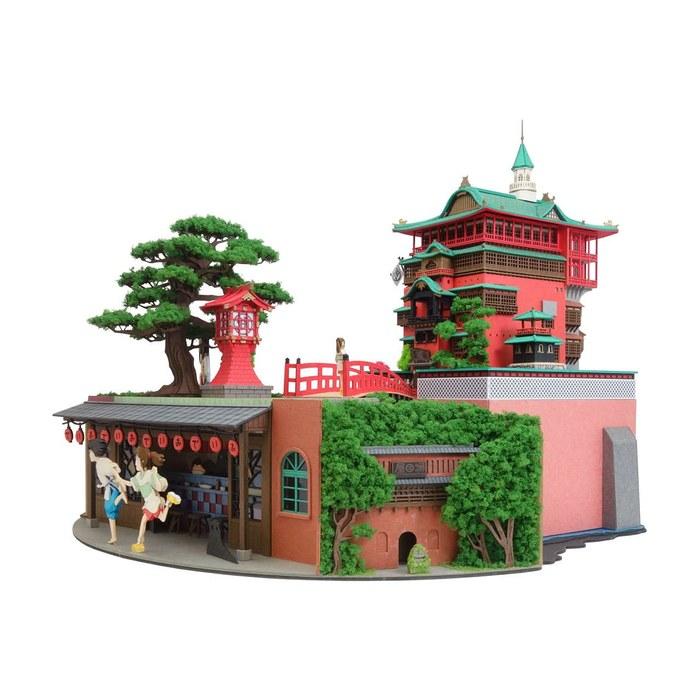 Sankei Studio Ghibli Series Spirited Away Diorama Papercraft MP07-42 (Red, Green, Brown). One Size.