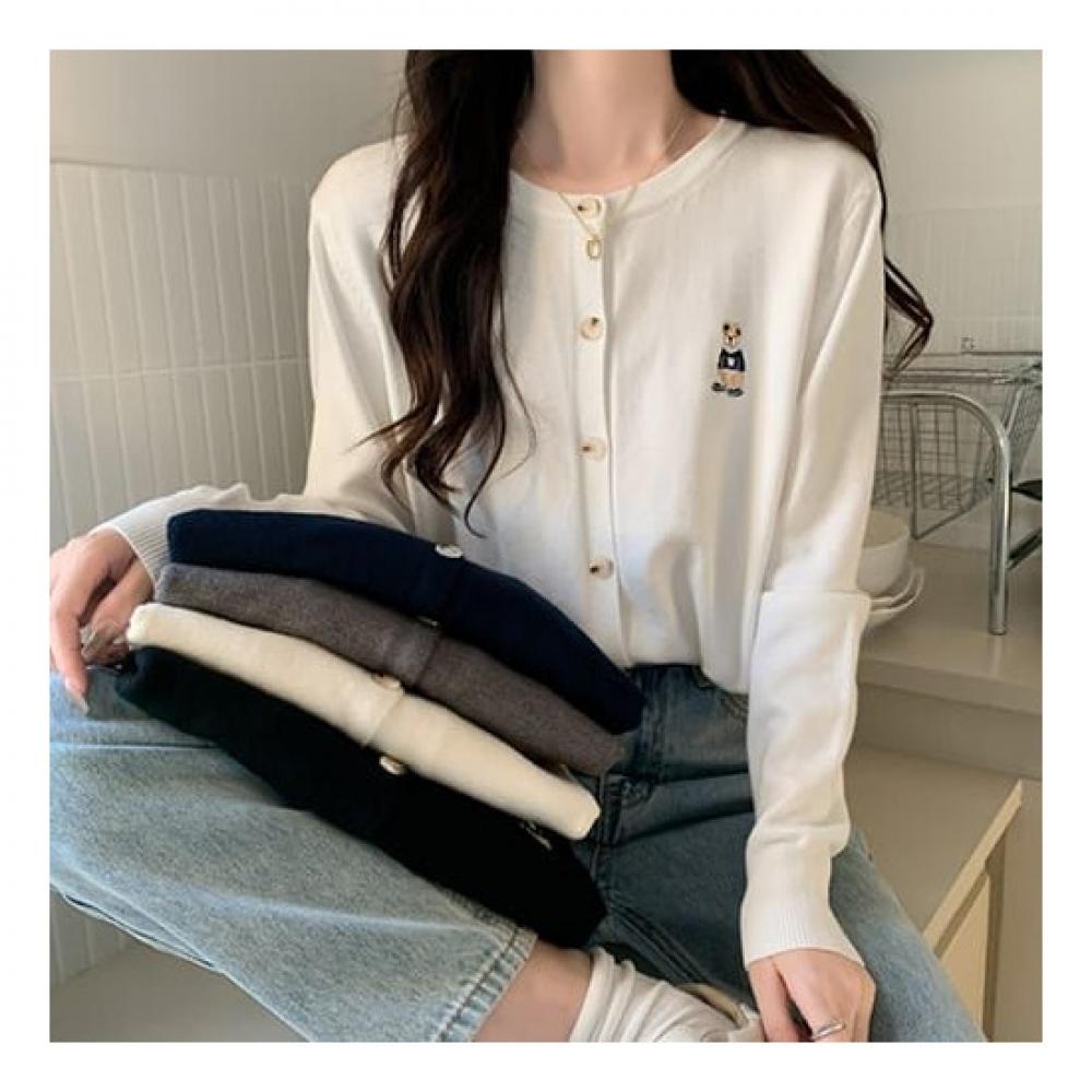 Navava Simple Bear Embroidery Long Sleeve Knit Cardigan Nk1997