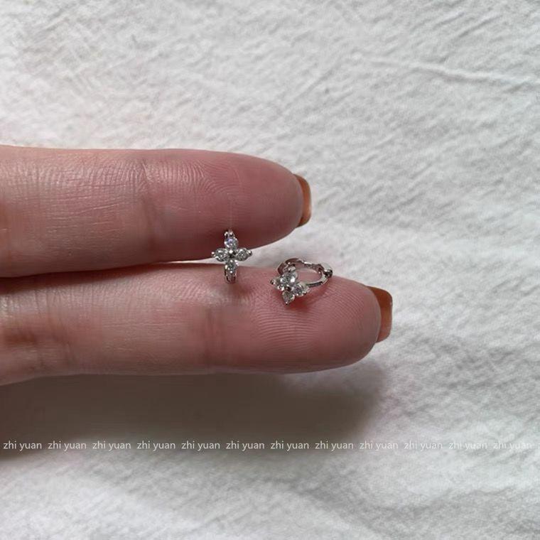New Temperament Exquisite Inlay Zircons Mini Four-leaf Flower Stainless Steel Hoop Earrings for Women Korean Sweet Jewelry Gifts