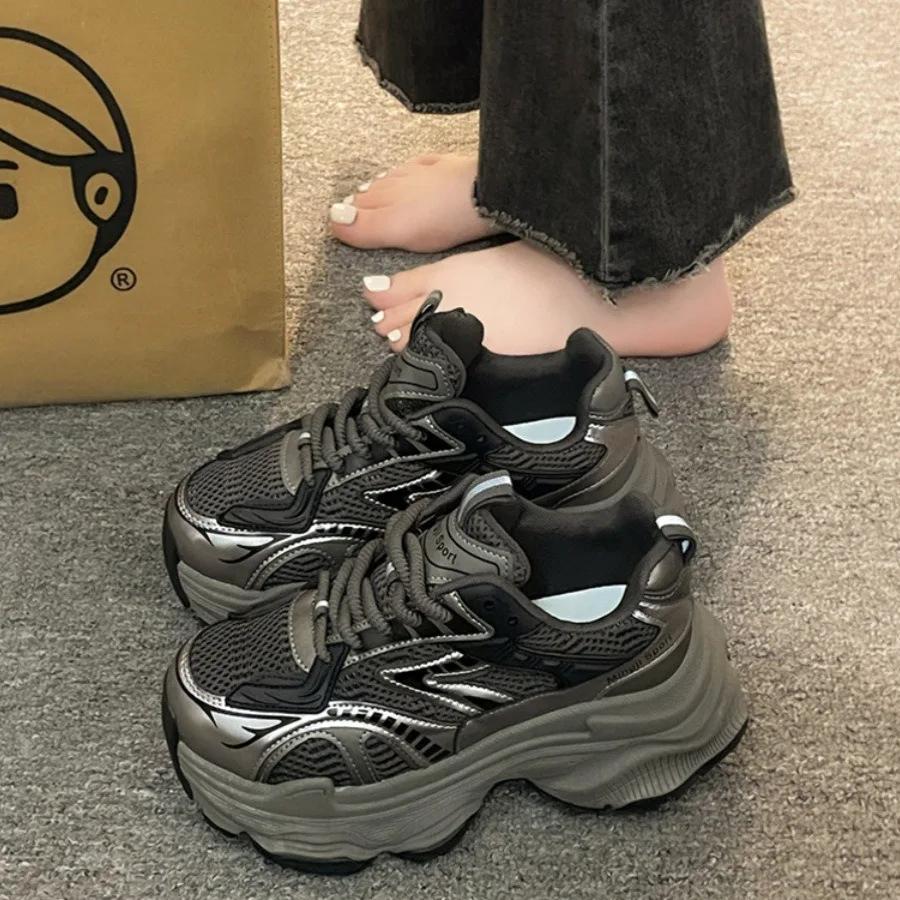 Women Platform Sneakers 2025 Autumn New Fashion Casual Lace Up Sports Shoes Woman Non Slip Walking Shoes Ladies Vulcanize Shoes