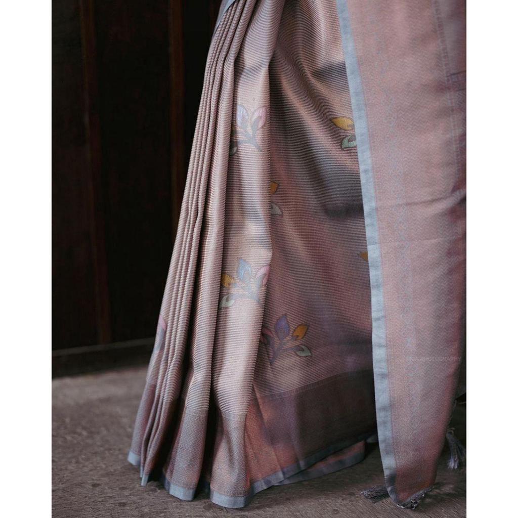 This Beautiful Saree Is Elegantly Decorated with Gorgeous Solid Jacquard Weave That Gives a Perfect Look To the Outfit.