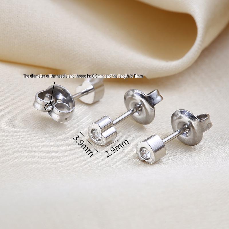 Saplamalı Küpelerle Evrensel Acısız Kulak Delme Aleti: Zahmetsiz Küpe Delme için Unisex Küpe Delme Tabancası ve İğnesi.