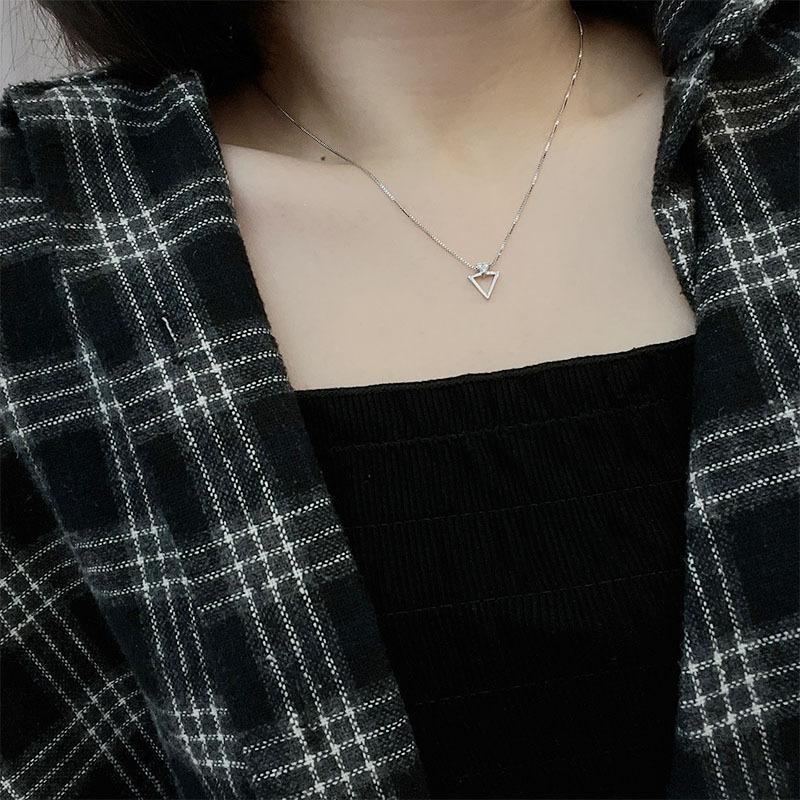 Diamond Triangle Necklace Lesbian Niche Temperament Clavicle Chain