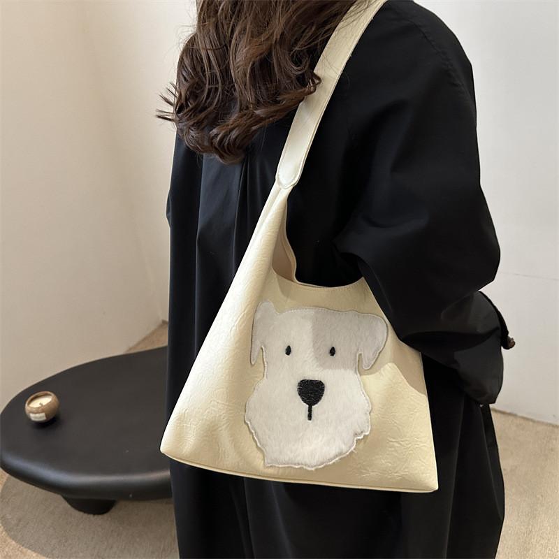 Large Fashionable Capacity Shoulder Tote Bag For Women Soft Pu Material Chic Design