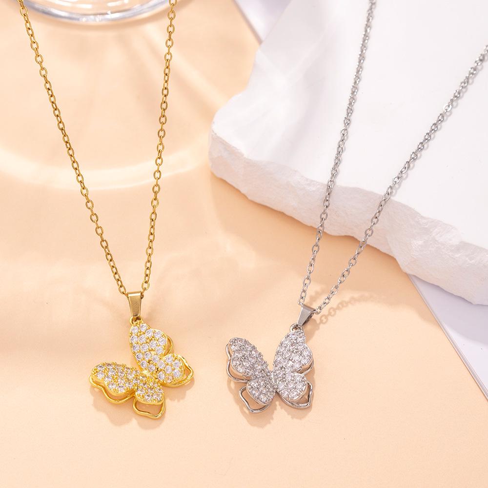 Zircon Flower Pendant Necklace: Elegant Clavicle Chain Jewelry for Women