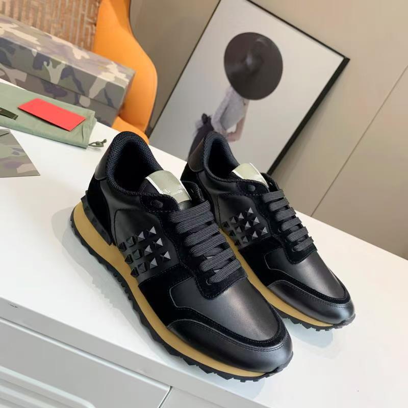 Herrenschuhe V's neue lässige Sportschuhe sind bequeme, leichte und atmungsaktive Board-Schuhe, High-End-Leichtluxus-Trend