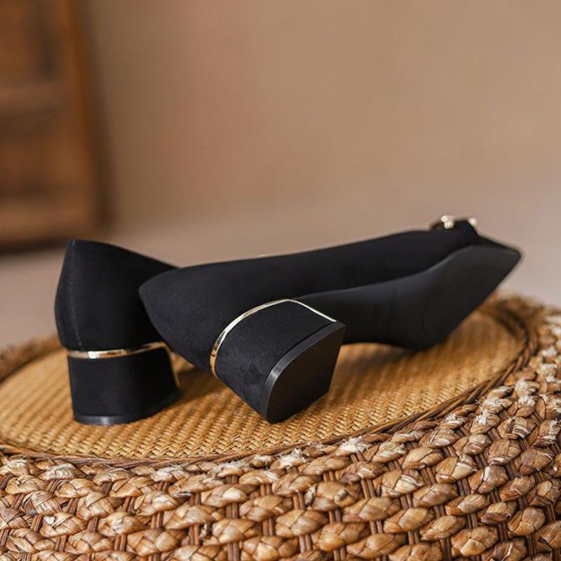 Black Woman Pumps Spring and Autumn With Medium Heels Pointed Toe Shoes for Women Wholesale Y2k On Promotion Discount Shoe Sale