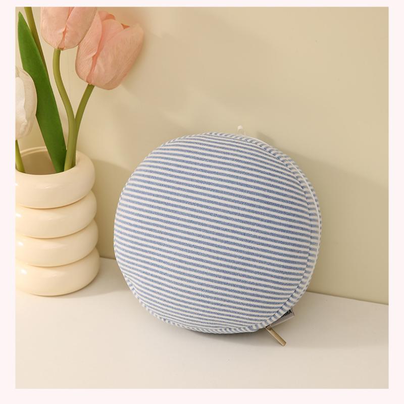 Portable 2 In 1 Neck Pillow Multifun Sleeping Mask Travel Eye Cover Flight Leg Rest Airplane Office Napping Sleeping Pillow