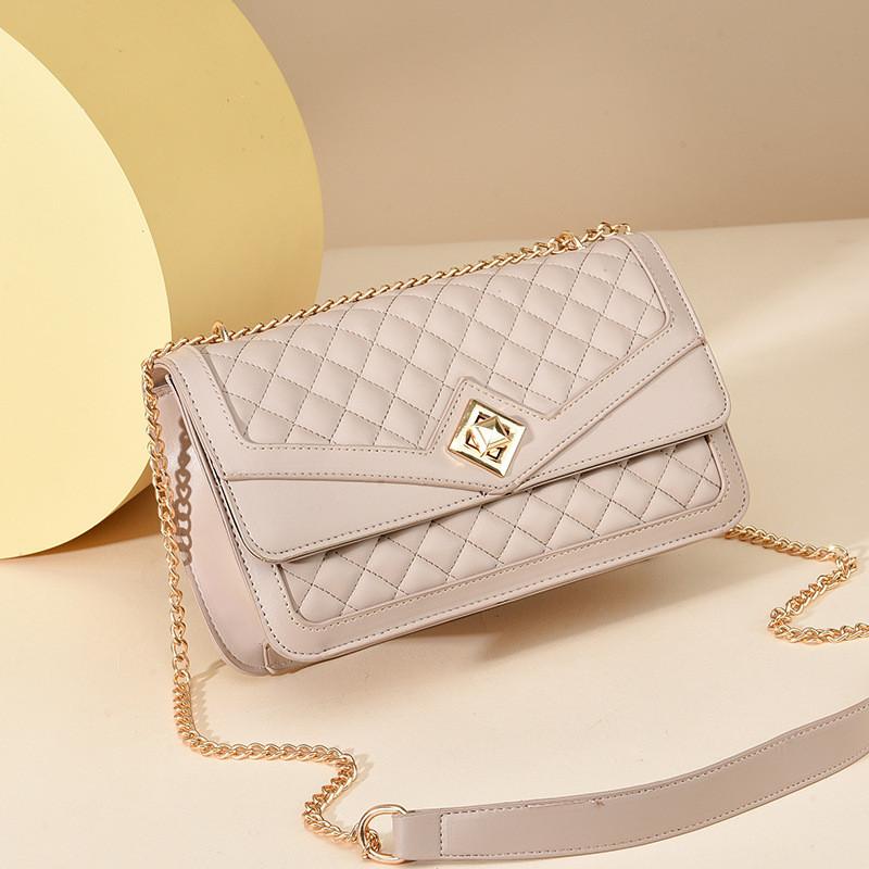 IELGY Fashion Black Diamond Bag Premium Crossbody Chain Bag