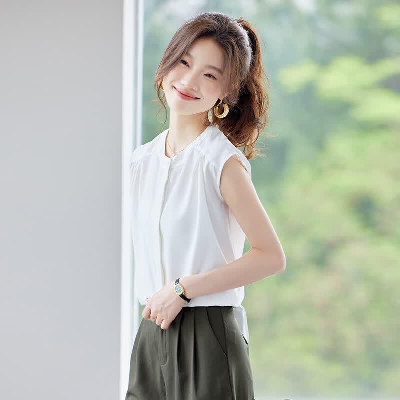 Elegant Women's Sleeveless Chiffon Blouse