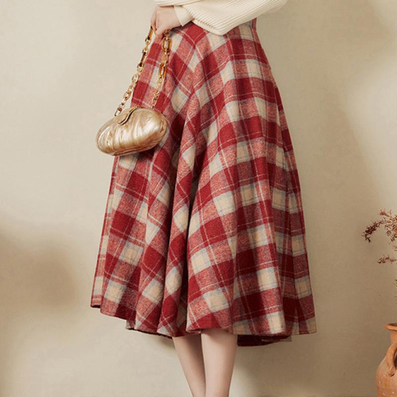 Dámský pletený svetr s vysokým límcem a vlněná áčková sukně Sweet Salt Style Podzim/Zima 2024