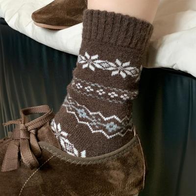 Fall/Winter Retro Warm Feliz Island Snowy Wool Stockings for Women - Thick Mid-Calf Padded Socks