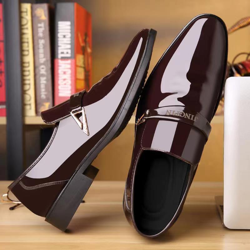 Jarné Nové Pánske Kožené Topánky Lesklá Koža Business Casual Nazúvacie Mokasíny Kaderník Trendy Topánky