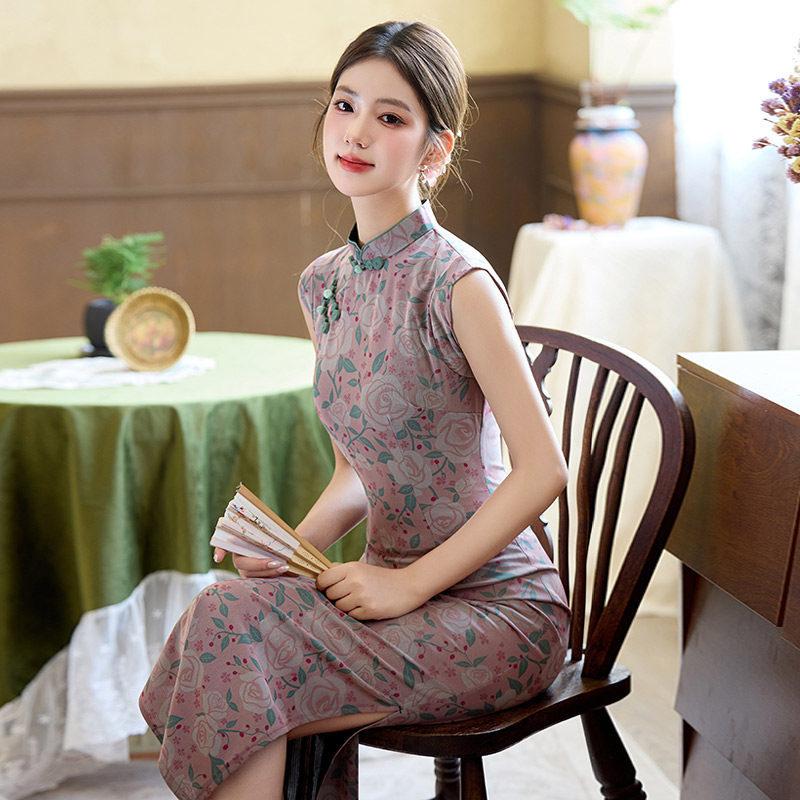 Sleeveless national style, new Chinese Suzhou long cheongsam, improved young 1011 new women's high-end sense, daily wear