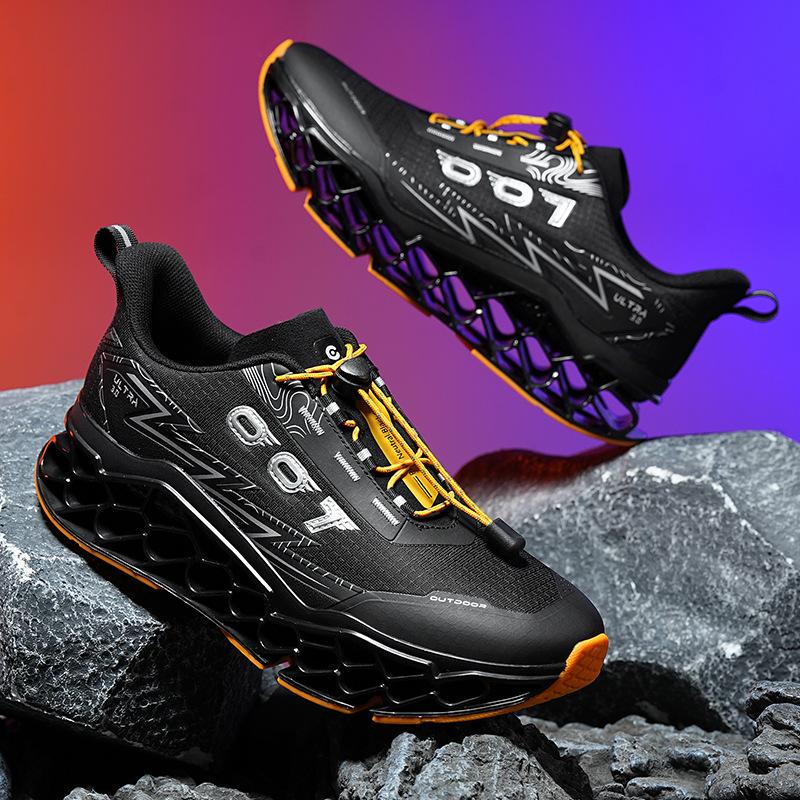 New Summer Men's D-print Blade Running Shoes, Mesh Breathable, Laces-free, Thick-soled Shock-absorbing Sports Shoes