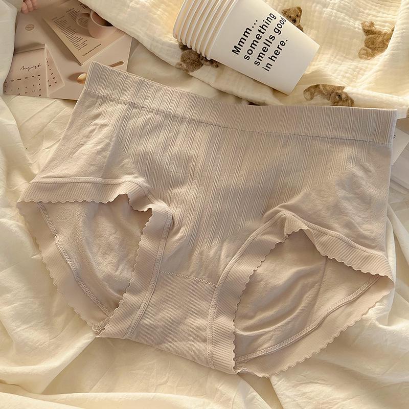 

Японское бесшовное нижнее белье для девочек со средней посадкой, с утяжкой живота и бедер, чистый хлопок, антибактериальное. F (80—140 Jin)