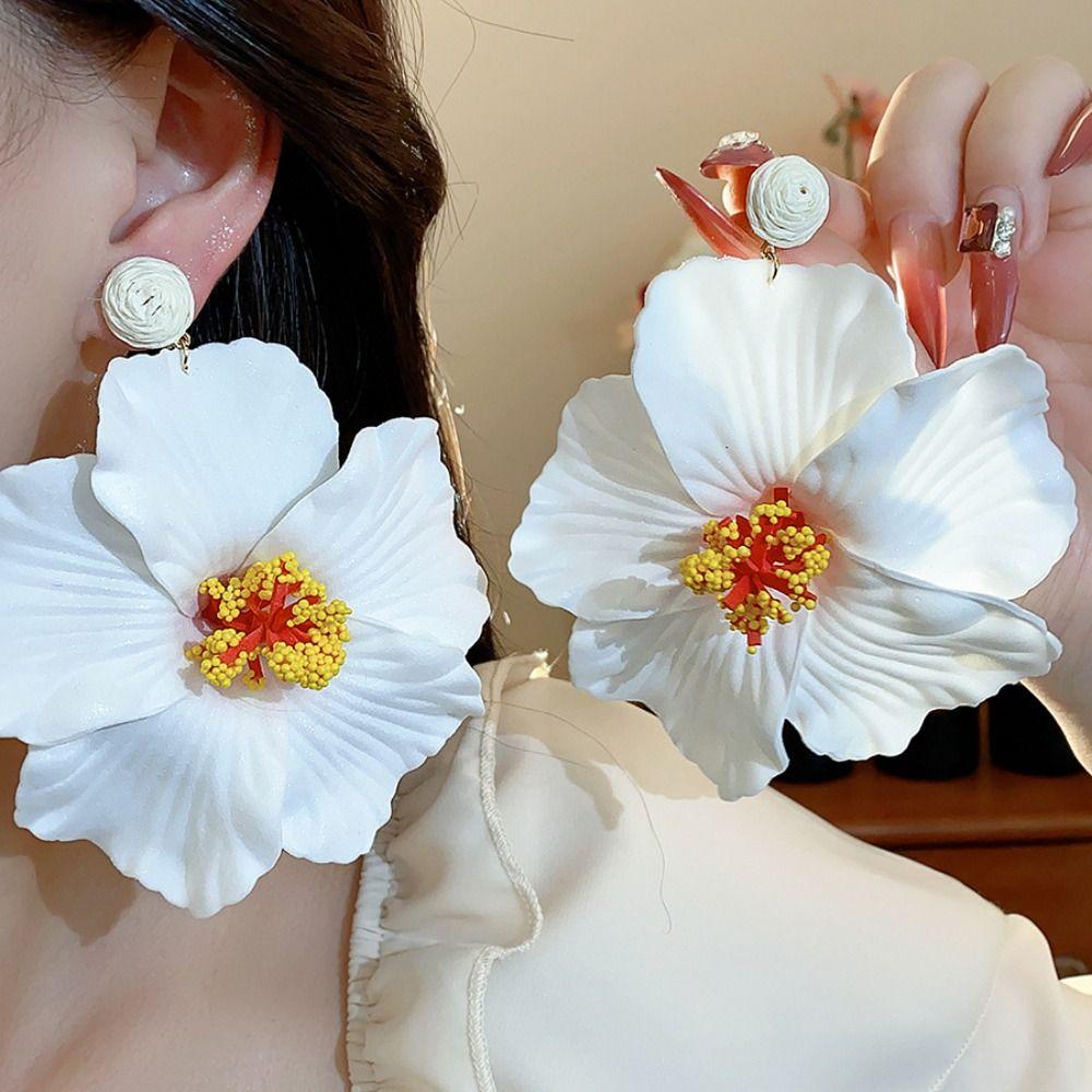 Zinc Zinc Alloy Simulated Flower Drop Earrings Silver Needle Lafite Grass Earrings Flower Earrings Women