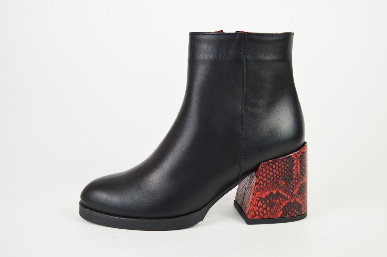 

Черевики Kluchini 13099 37 Чорні шкіра 37 чорний