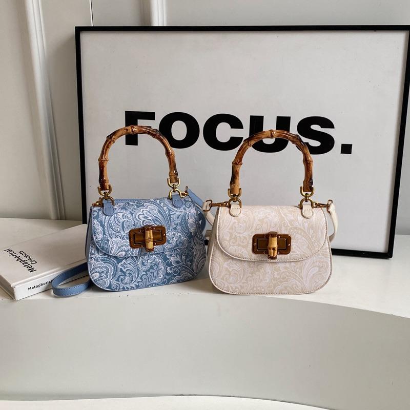 Bamboo portable small square bag new simple high-end sense versatile commuter shoulder messenger bag