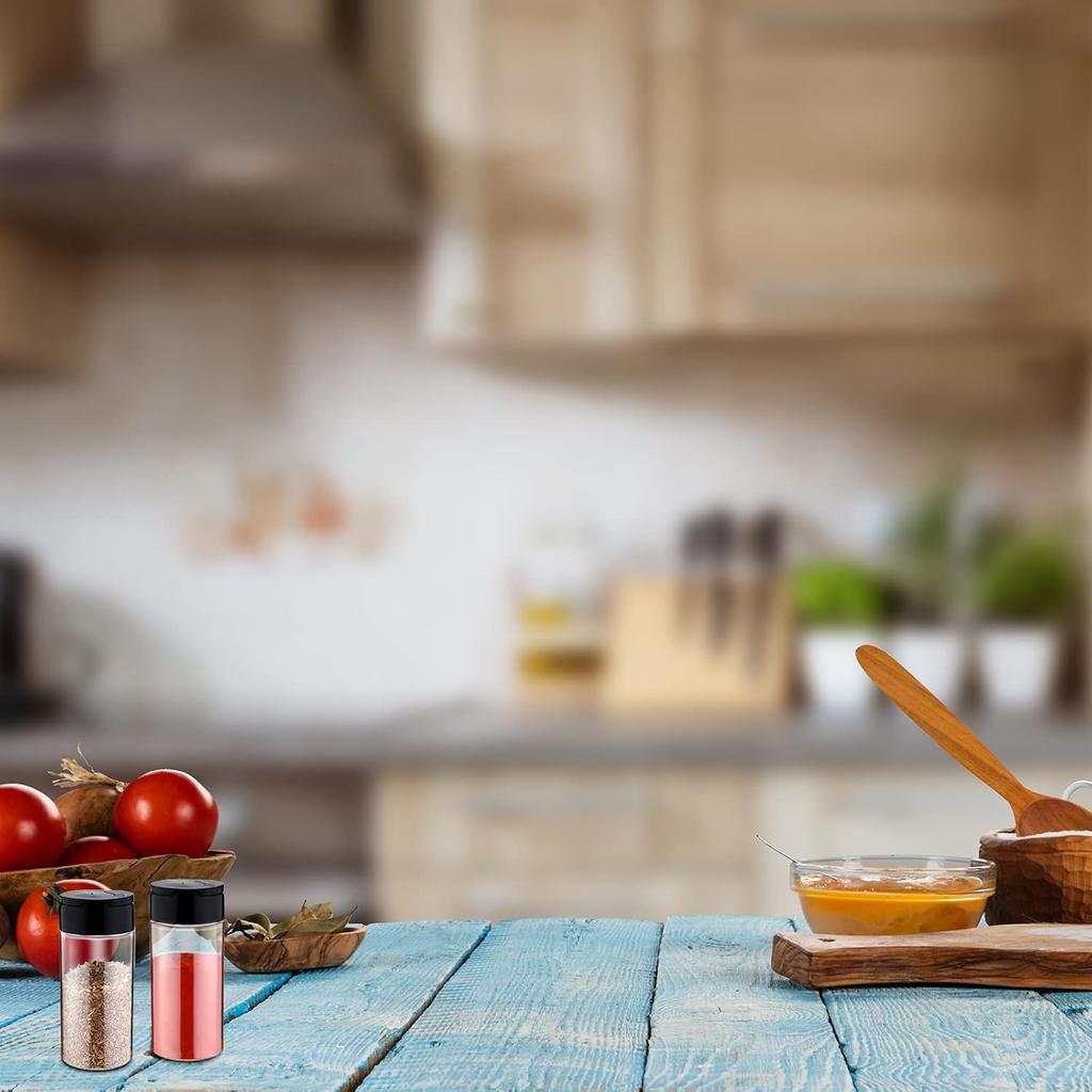 Mimorou 40 Pack Plastic Spice Jar with Shaker Lids Seasoning Containers 3.5 oz Plastic Spice Container with Black Lids Seasoning Jars for Kitchen