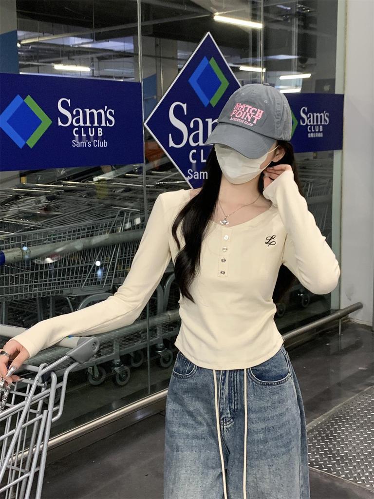 Korean Style Buttoned Round Neck Long Sleeve Slim Fit Apricot T-shirt for Women - Autumn 2025