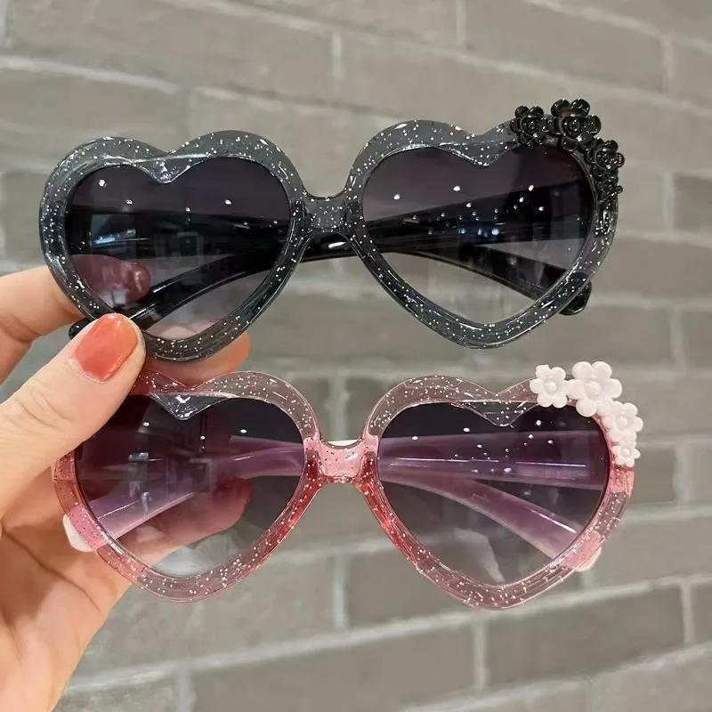 Fashion Heart-Shape Sunglasses for Girls Boys Cute Cartoon Flower Sun Glasses Outdoor Sun Protection Children Lovely Glasses