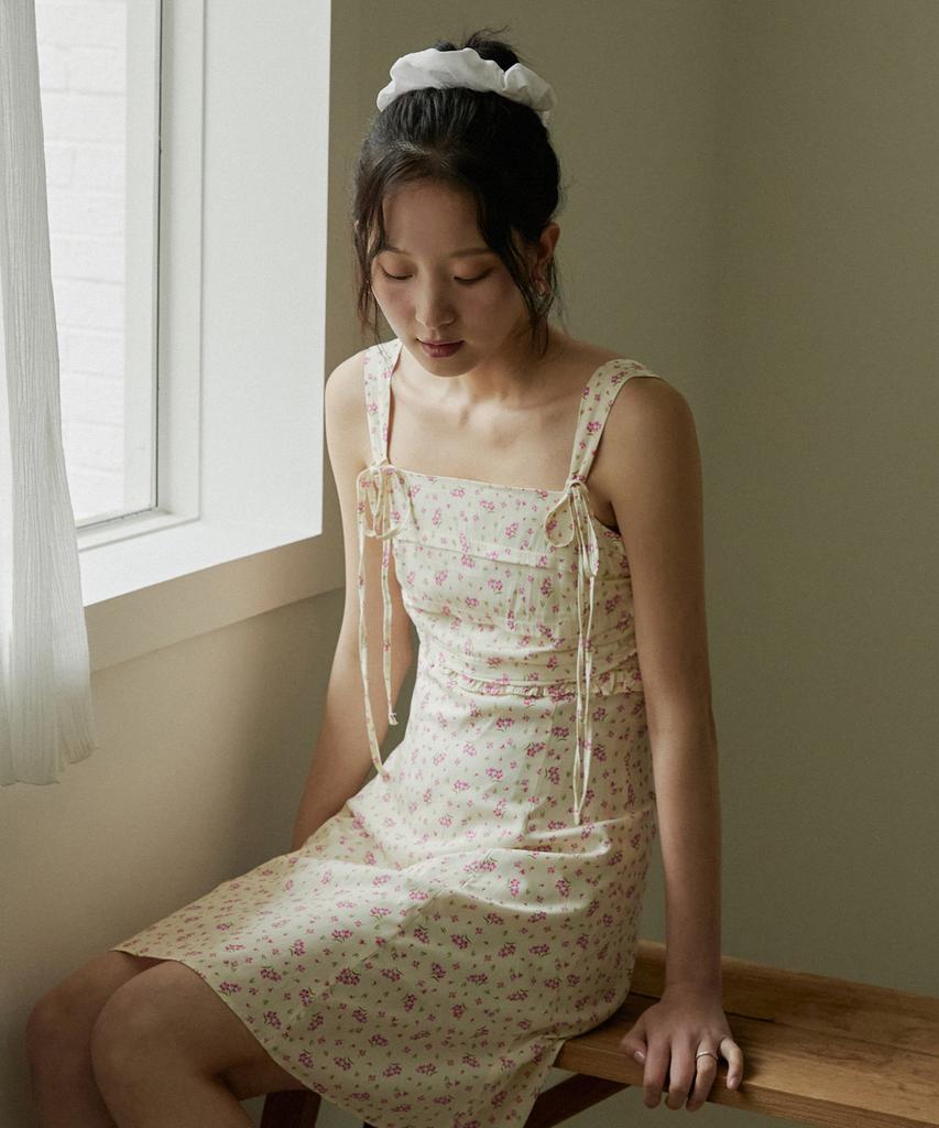 Adowl Flower Pattern Shirring Mini Dress - Cream