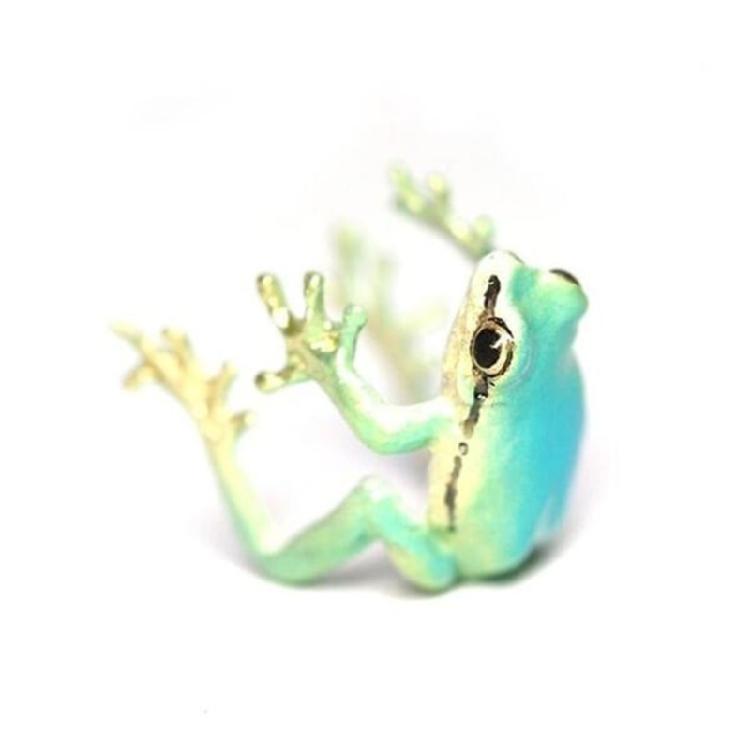 Eye Catching Tree Frogs Ring Allergy Free Alloy Finger Ring Adjustable Size Ring Stylish Jewelry for Men and Women